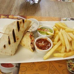 Pardi Cafe & Restaurant