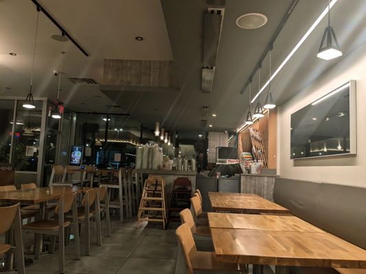 Joy Yee Noodle Roscoe by null