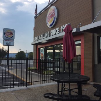 Burger King - Plenty of outdoor seating - Burgers Near Me - Doswell, Virginia