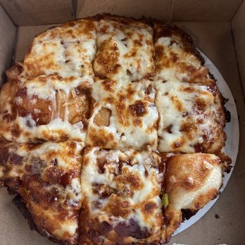 Big Boy's Pizzeria - 8' barbecue chicken pizza - Pizza Near Me - Connersville, Indiana