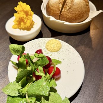 Lielle - not a sourdough fan but I couldn't stop eating this.... soooo good - American Near Me - Los Angeles, California Lielle - not a sourdough fan but I couldn't stop eating this.... soooo good - American Near Me - Los Angeles, California