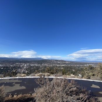 Pilot Butte State Park - Really awesome great hike lots of really good 360 views and took a must do on a bluebird day for sure - Hiking Near Me - Bend, Oregon Pilot Butte State Park - Really awesome great hike lots of really good 360 views and took a must do on a bluebird day for sure - Hiking Near Me - Bend, Oregon
