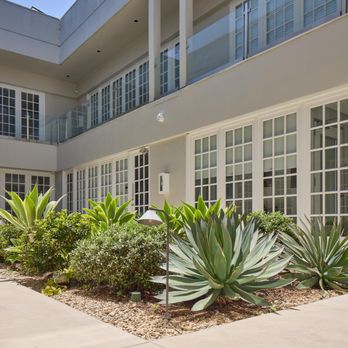 Jonathan Zelken MD - Cosmetic Surgeons Near Me - Newport Beach, California Jonathan Zelken MD - Cosmetic Surgeons Near Me - Newport Beach, California