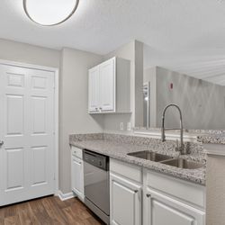 Leaf Stone Apartments