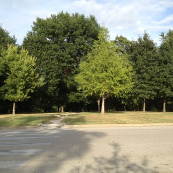 Carondelet Park - Just a pretty park - Parks Near Me - Saint Louis, Missouri Carondelet Park - Just a pretty park - Parks Near Me - Saint Louis, Missouri