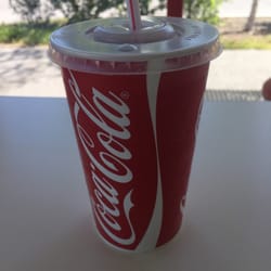 Daisys skogskyrkogården - Coke
