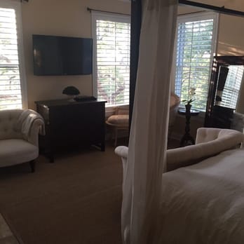 Austin Window Fashions - Bedroom shutters - Shades & Blinds Near Me - Austin, Texas