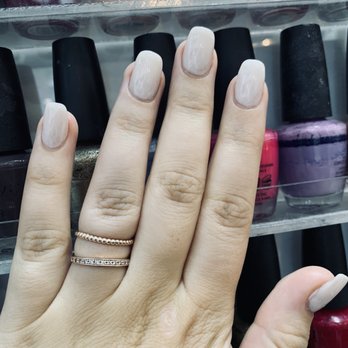 Bilancia Nail Spa - Acrylics ! - Nail Salons Near Me - Chicago, Illinois