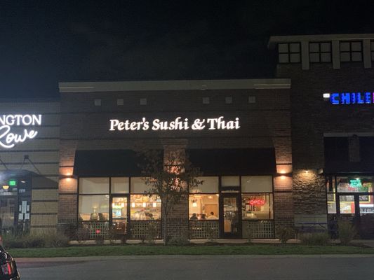 Peter's Sushi & Thai by null