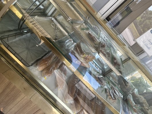 Pates Plus Bakery by null