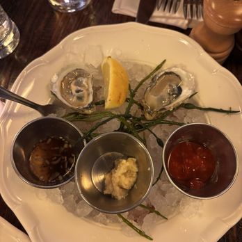 The Smith - oyster of the day and puffer petite oyster - New American Near Me - New York, New York The Smith - oyster of the day and puffer petite oyster - New American Near Me - New York, New York
