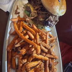 Smokehouse BBQ Smash Burger*