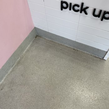 Crumbl - Viera - Dirty - Bakeries Near Me - Melbourne, Florida