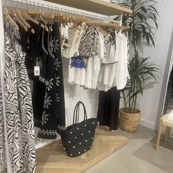 Rails - Women's Clothing Near Me - Newport Beach, California Rails - Women's Clothing Near Me - Newport Beach, California