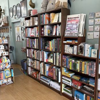 Lundeen's - Cards & Stationery Near Me - Culver City, California