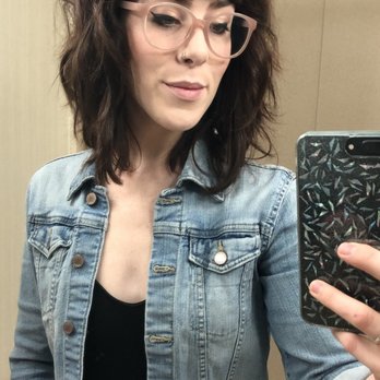 Bloom Salon - Cut by Amber P. - Hair Salons Near Me - Napa, California Bloom Salon - Cut by Amber P. - Hair Salons Near Me - Napa, California