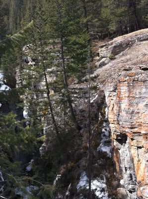Maligne Canyon by null