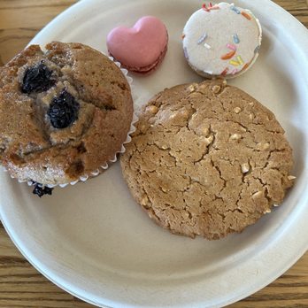 Mr Baker - Blueberry muffin, plenty butter cookie, macaroons! - Bakeries Near Me - Rancho Cucamonga, California