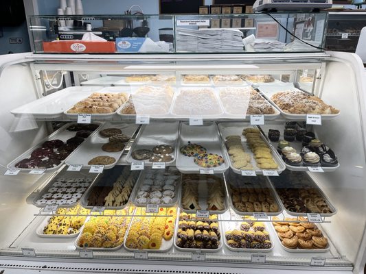 Cookies and Cream Pastry Shop by null