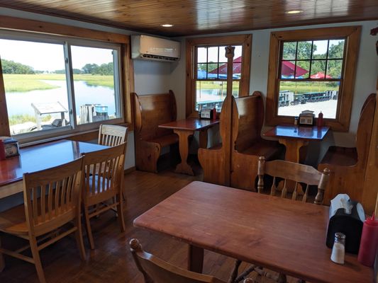 J.T. Farnham's by null