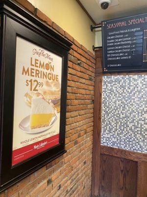 Marie Callender's Restaurant & Bakery by null