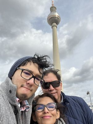 Berlin TV Tower by null