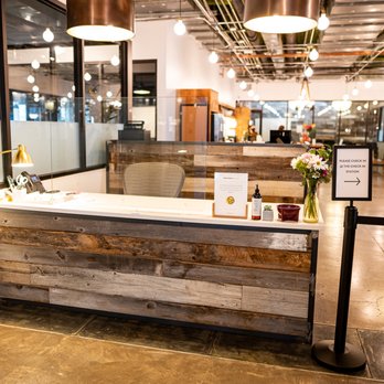 Workbox Gold Coast - Reception Desk - Shared Office Spaces Near Me - Chicago, Illinois