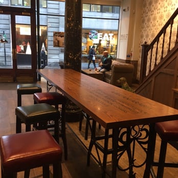 Starbucks - Seating. - Coffee & Tea Near Me - London, XGL Starbucks - Seating. - Coffee & Tea Near Me - London, XGL