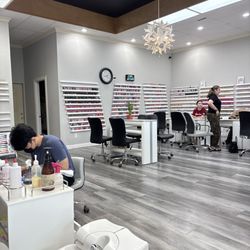 Top Nails