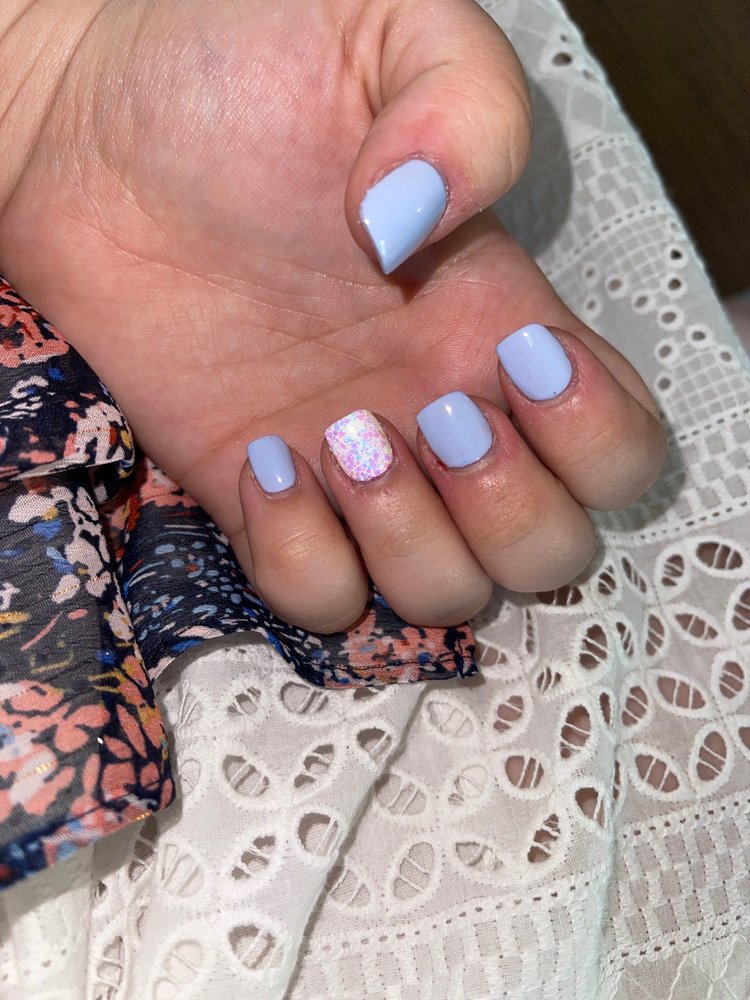 STAR NAILS Updated September 2024 1203 W Ferdon St, Litchfield