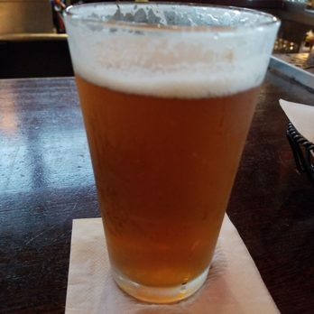 Doolittles Woodfire Grill - Fulton 300 IPA - New American Near Me - Fargo, North Dakota