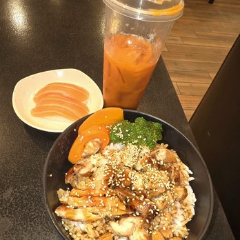 Hinata Sushi  - Sushi Bars Near Me - Lemon Grove, California