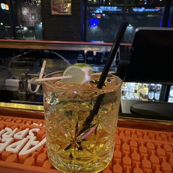 Blondie's - Bars Near Me - Boston, Massachusetts Blondie's - Bars Near Me - Boston, Massachusetts