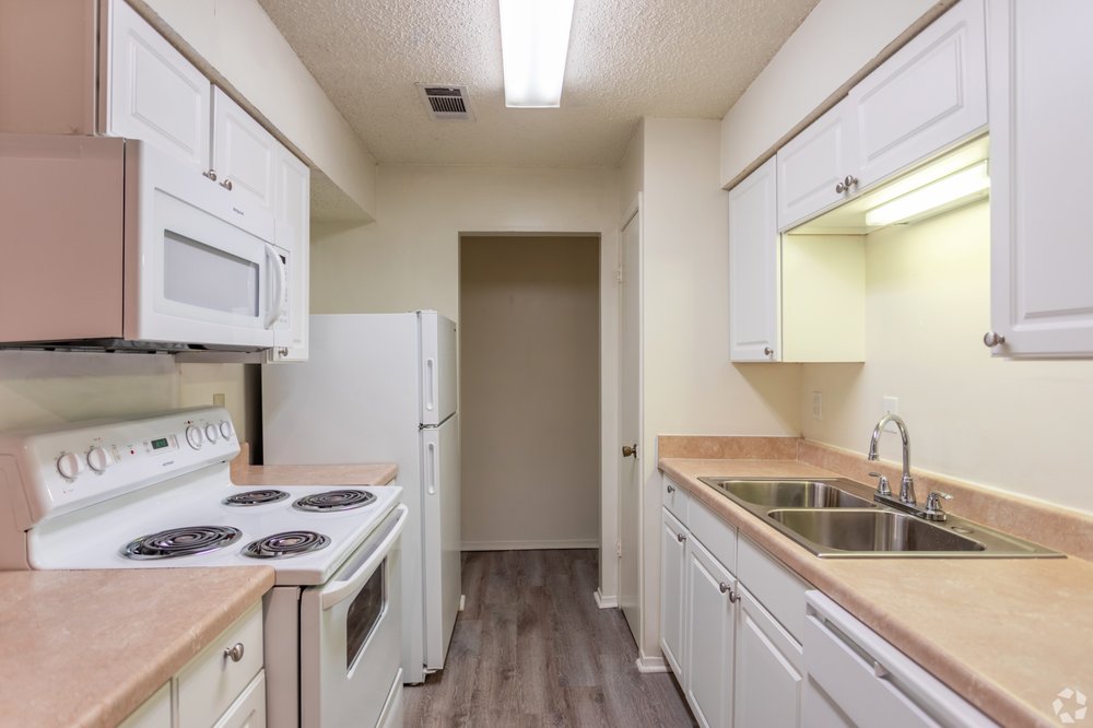 WOODRIDGE APARTMENTS 1533 Raymond Rd, Jackson, MS Yelp