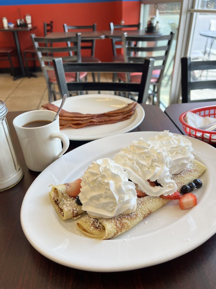 BACON BREAKFAST CAFE Updated September 2024 176 Photos & 388