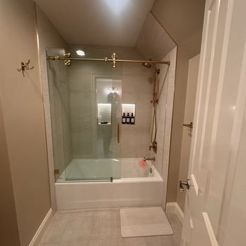 ANK Construction - Tub - General Contractors Near Me - Renton, Washington ANK Construction - Tub - General Contractors Near Me - Renton, Washington