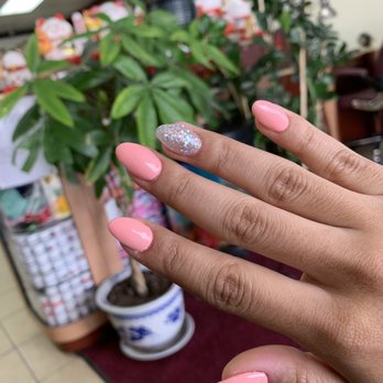 La'Queen Nails & Spa - Nail Salons Near Me - Manteca, California