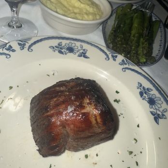 Primi Italian Steakhouse - Filet mignon - Steakhouses Near Me - West Islip, New York Primi Italian Steakhouse - Filet mignon - Steakhouses Near Me - West Islip, New York