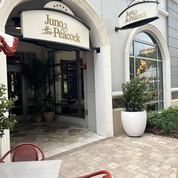JUNO & THE PEACOCK - Updated January 2025 - 197 Photos & 73 Reviews - 400 Beach Dr NE, St