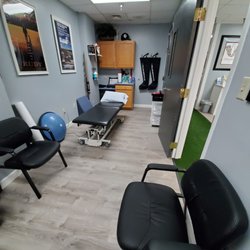 Legacy Lyfe - McCandless - Private Physical Therapy treatment room