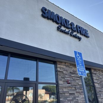 Smoke & Fire Social Eatery - Comfort Food Near Me - Paramount, California