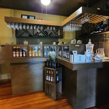 Bar Harbor Cheesecake - Inside -- wine - Desserts Near Me - St Augustine, Florida