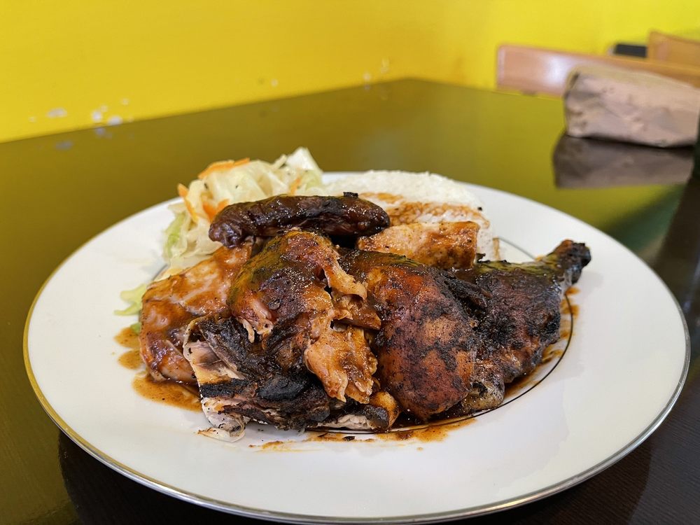 Mintos jamaican Restaurant & bar