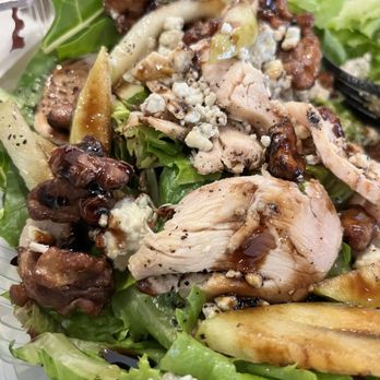 Stone Oven - Walnut and Green Apple Salad- yummy - Salad Near Me - Canoga Park, California
