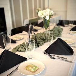 Manera's Restaurant