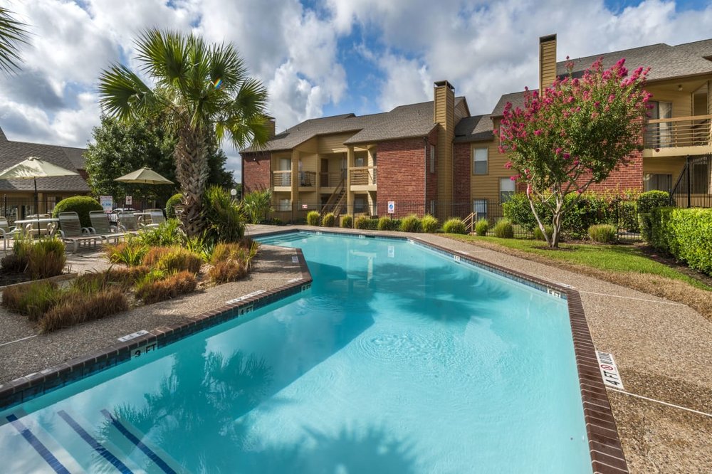 THE RETREAT Updated October 2024 Request Information 15 Photos