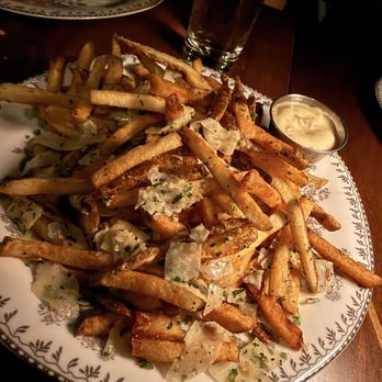 Runaway Whiskey & Wine - Truffle Fries - Whiskey Bars Near Me - Charlotte, North Carolina Runaway Whiskey & Wine - Truffle Fries - Whiskey Bars Near Me - Charlotte, North Carolina