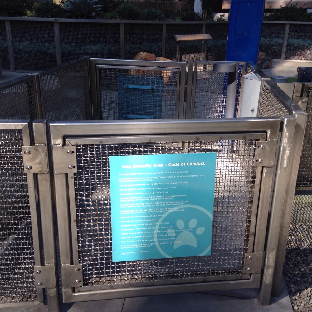 Amazon Spheres - Dog/pet area - Botanical Gardens Near Me - Seattle, Washington Amazon Spheres - Dog/pet area - Botanical Gardens Near Me - Seattle, Washington