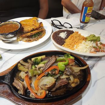 El Paso Taqueria - The whole meal - Mexican Near Me - New York, New York El Paso Taqueria - The whole meal - Mexican Near Me - New York, New York