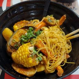 Seafood noodle